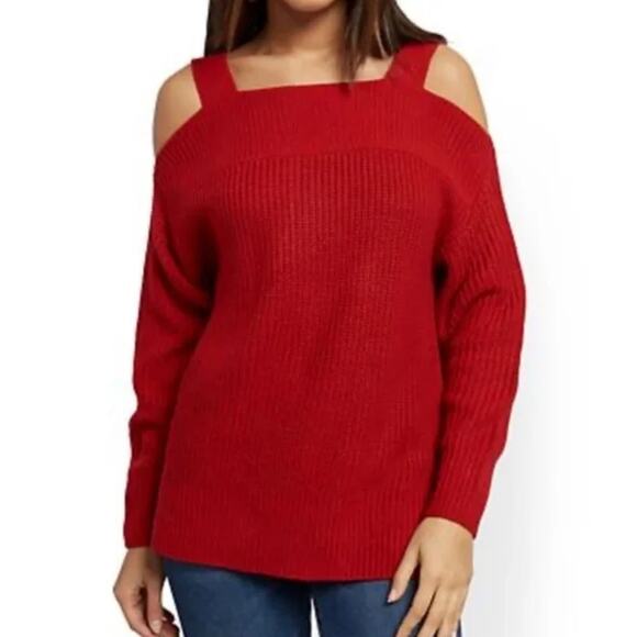 NWT Soho Jeans New York & Company Burgundy Cold Shoulder Sweater Size Medium - Picture 2 of 7